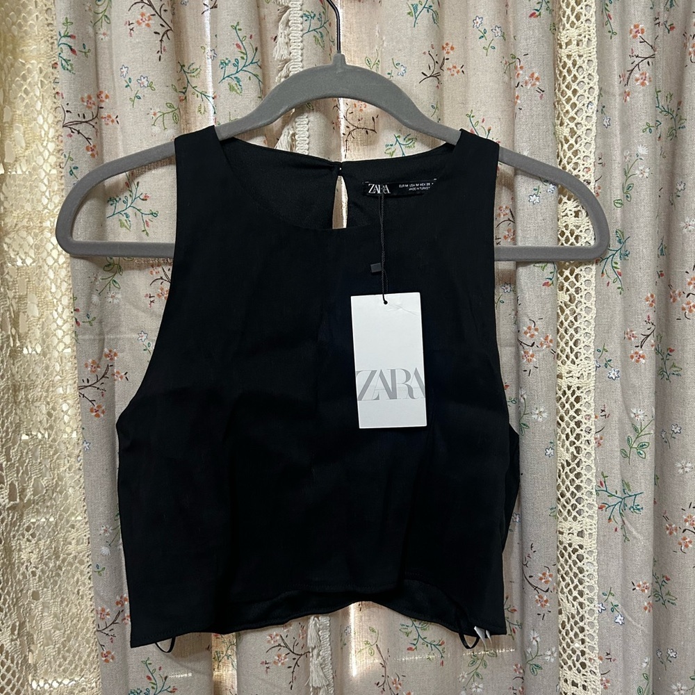 Zara Black‎ Sleeveless Keyhole Button Back Crop Top Size Medium New